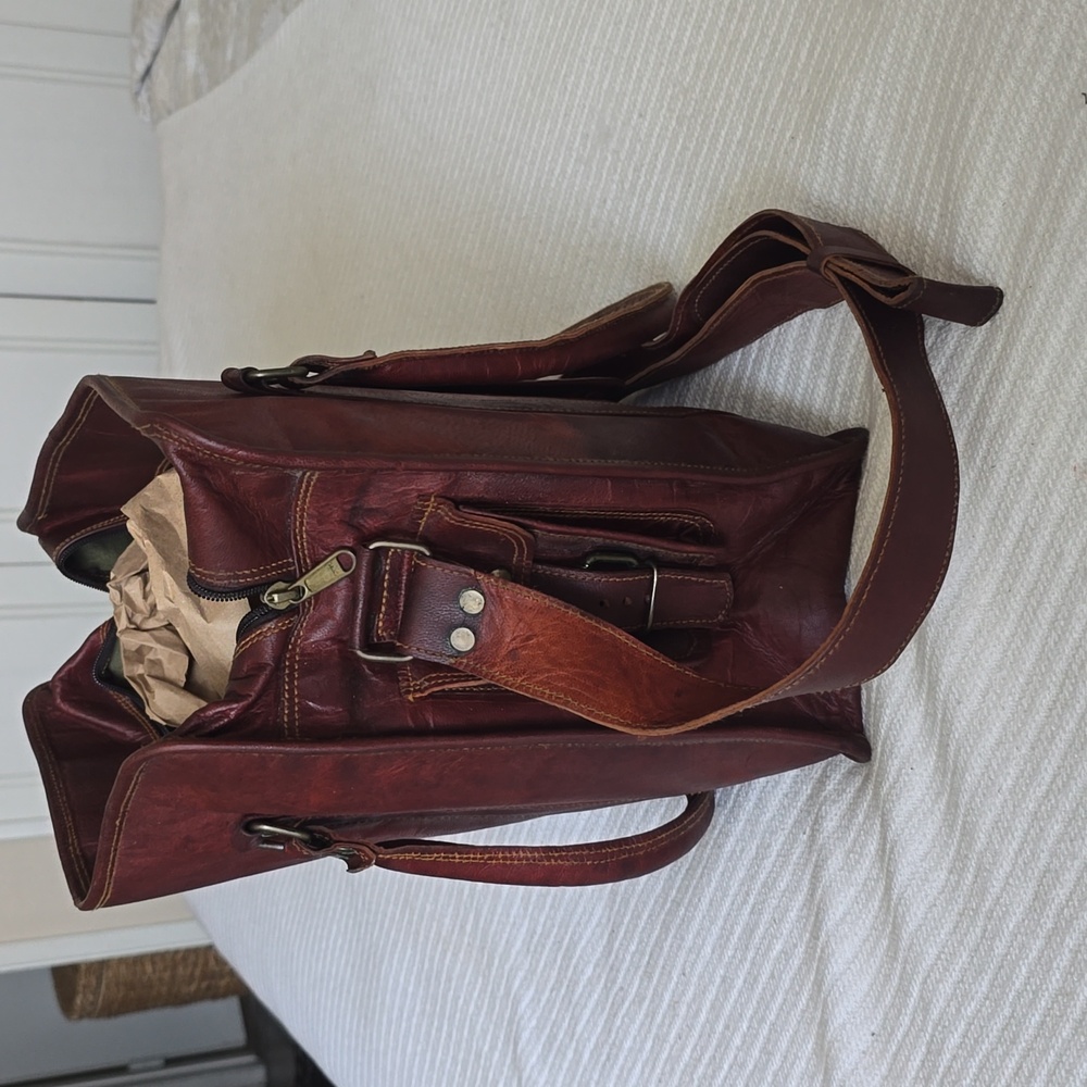 Leather Messenger Bag - Picture 4 of 8